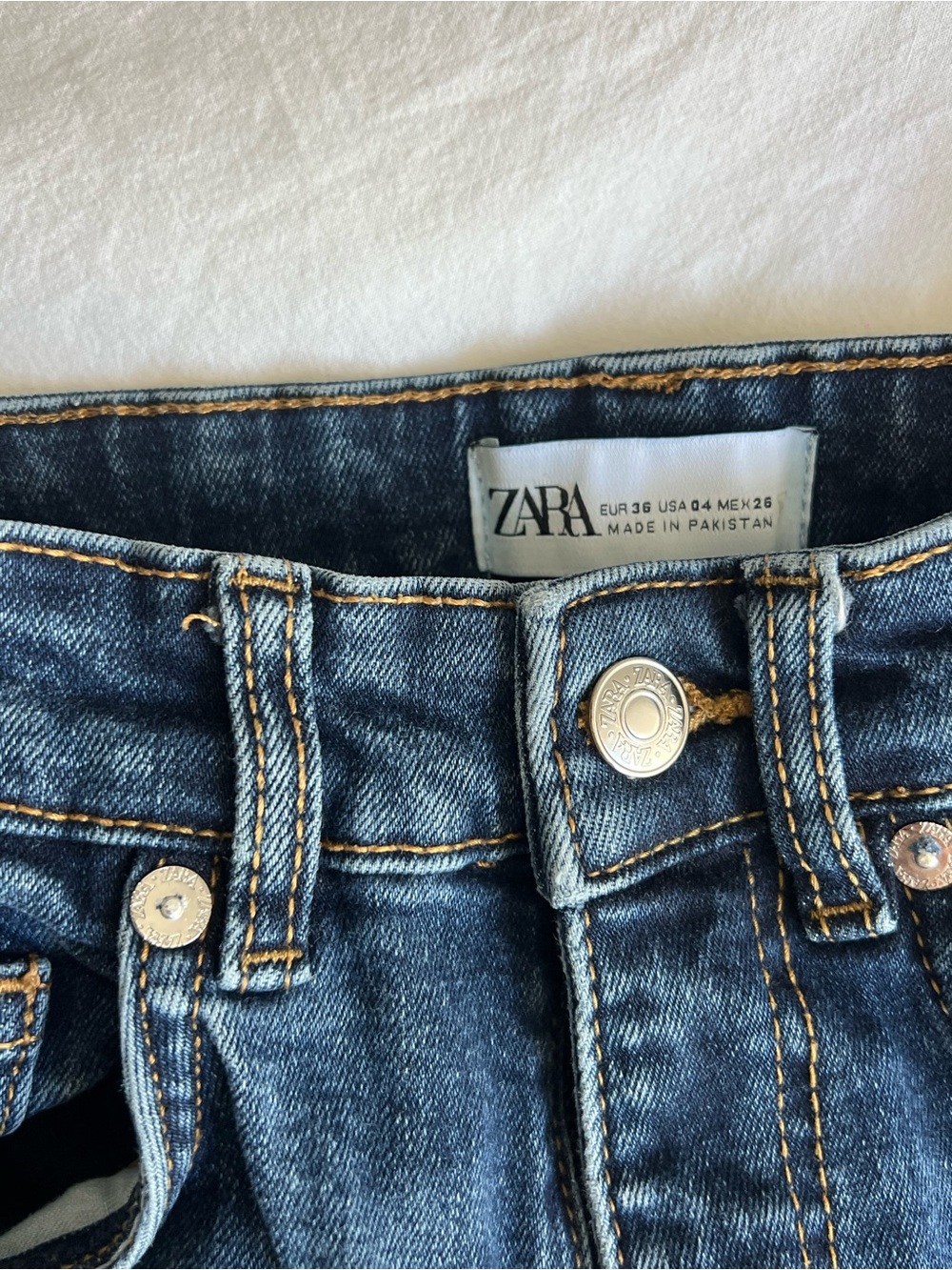 Zara Blue Denim Jeans with Contrast Stitching